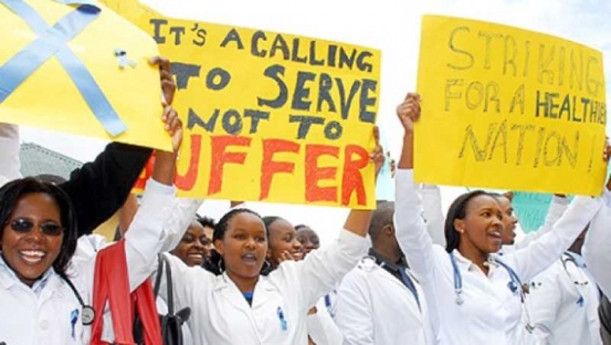 Kenyan nurses on strike for higher wages and better working conditions